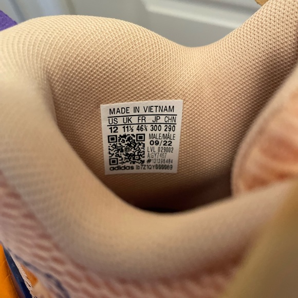 Adidas Exhibit B 3SSB Basketball Sneaker - Men’s Size 12/Women’s Size 13 - Picture 7 of 10